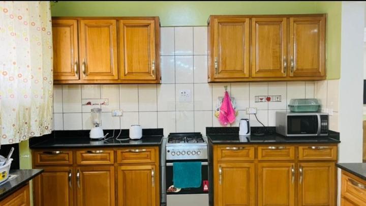 Palatine Apartments Makindye Kizungu, 坎帕拉 外观 照片
